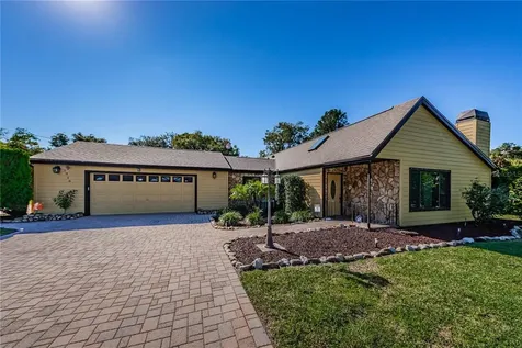 5916 Riverlawn Court Holiday FL 34690