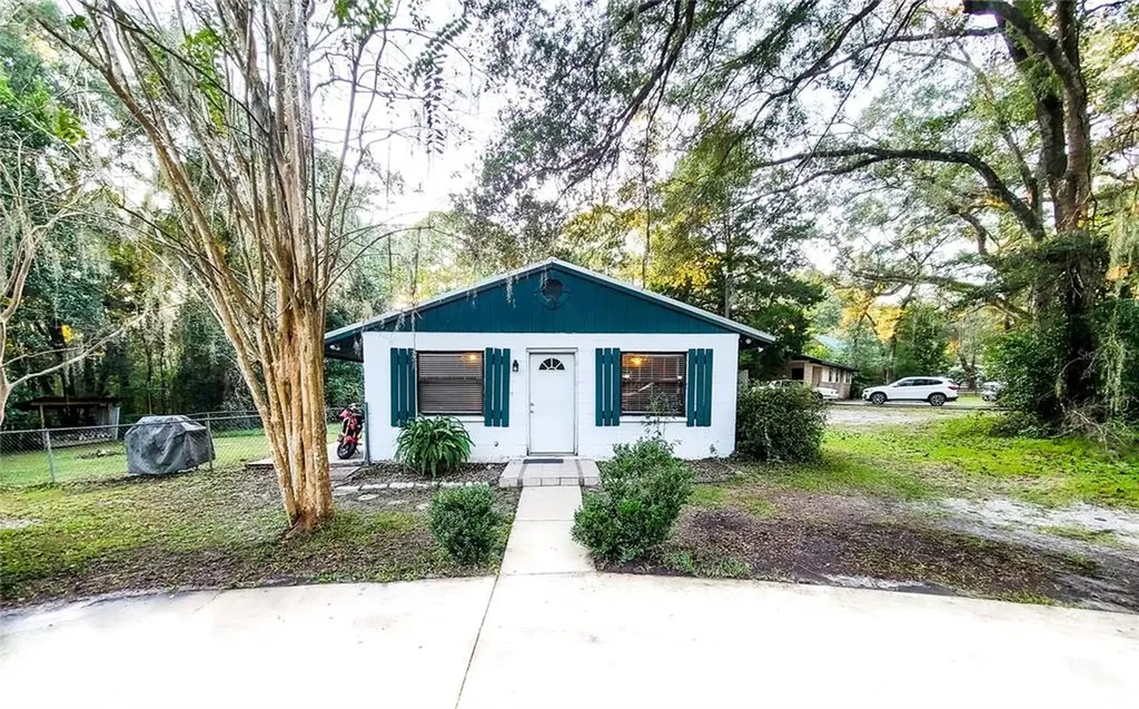 14556 SW State Road 45 Archer FL 32618
