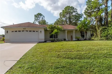 2545 Yuma Avenue North Port FL 34286