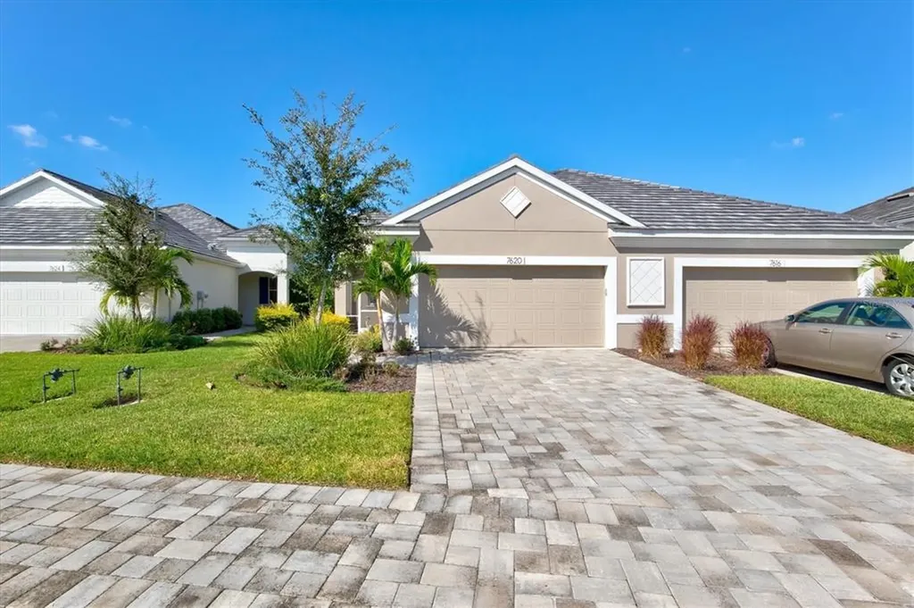 7620 Registrar Way Sarasota FL 34243