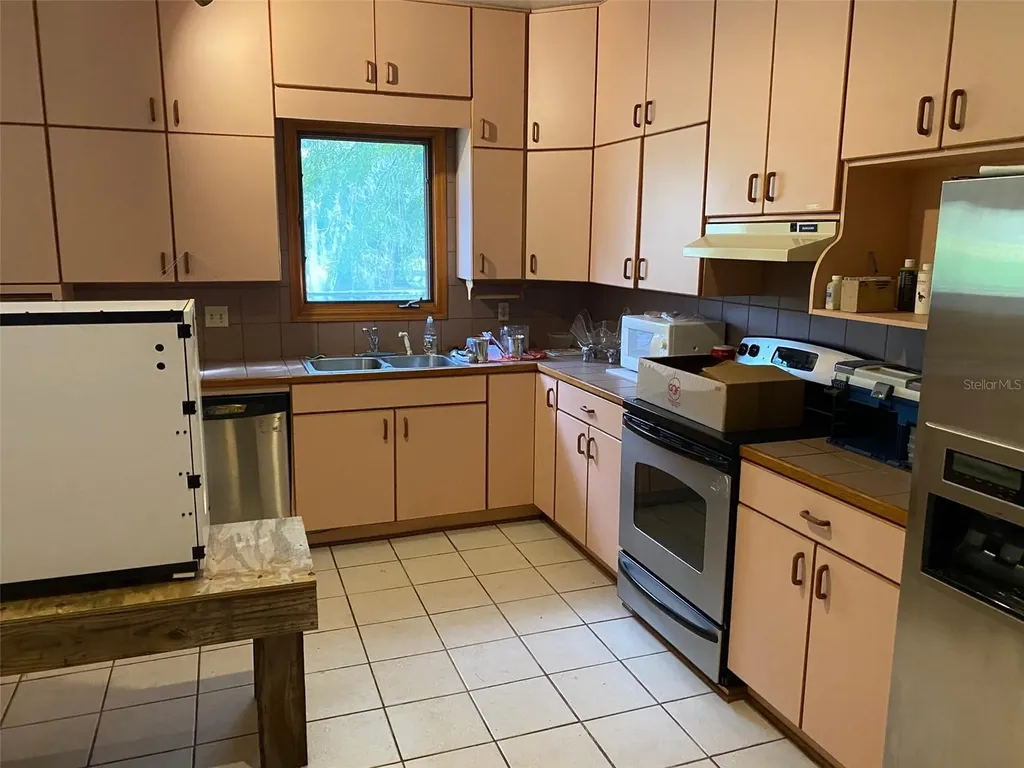 19350 NW 123rd Court Micanopy FL 32667