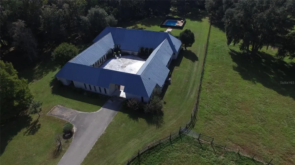 19350 NW 123rd Court Micanopy FL 32667