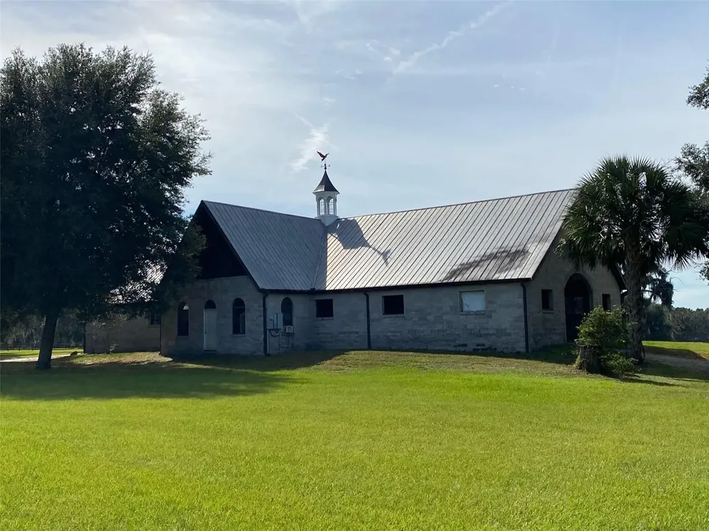 19350 NW 123rd Court Micanopy FL 32667