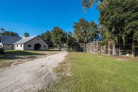 19350 NW 123rd Court Micanopy FL 32667