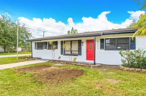 4702 W Bay Avenue Tampa FL 33616
