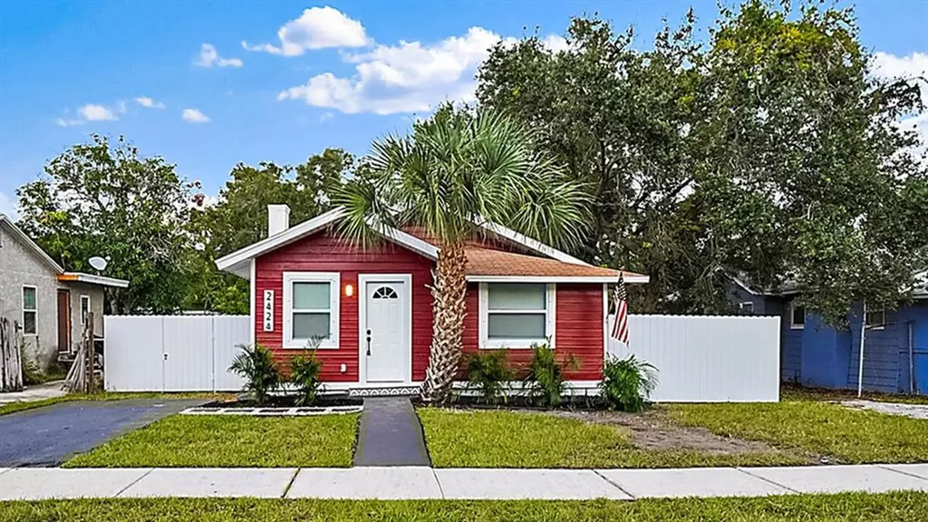 2424 11th Street S St Petersburg FL 33705