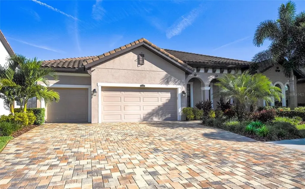 13325 Fawn Lily Drive Riverview FL 33579