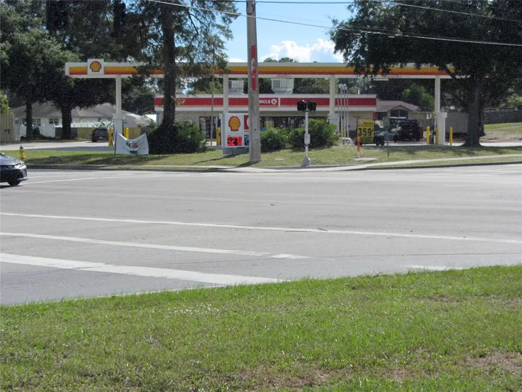 1684 Catalina Boulevard Deltona FL 32738