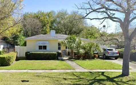 319 Appian Way NE St Petersburg FL 33704