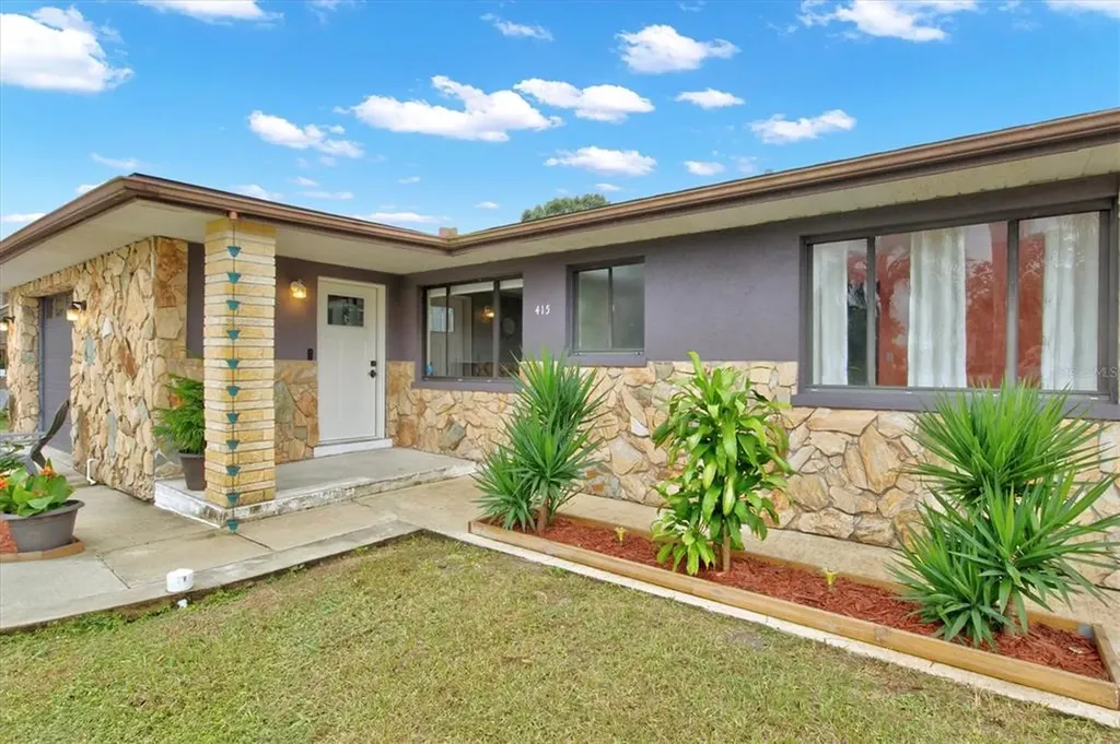 415 51st Street Court W Palmetto FL 34221