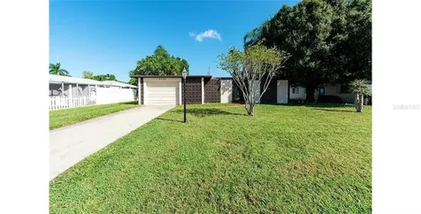 6116 8th Avenue Drive W Bradenton FL 34209