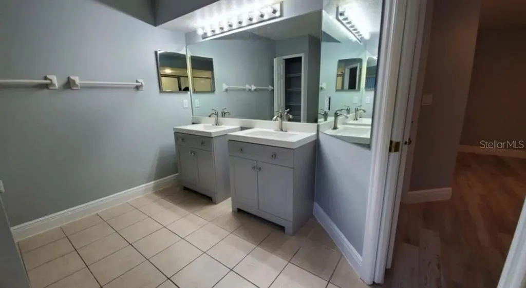 7036 Carna Court Orlando FL 32807