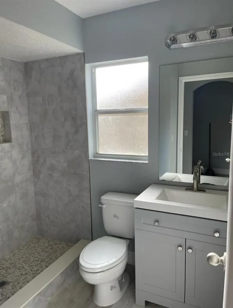 7036 Carna Court Orlando FL 32807