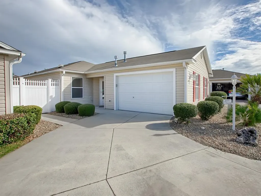 627 Cheraw Place The Villages FL 32162