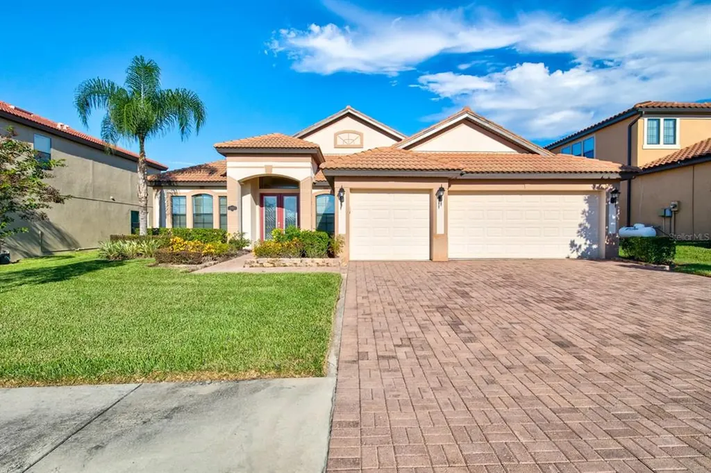 1967 Via Lago Drive Lakeland FL 33810