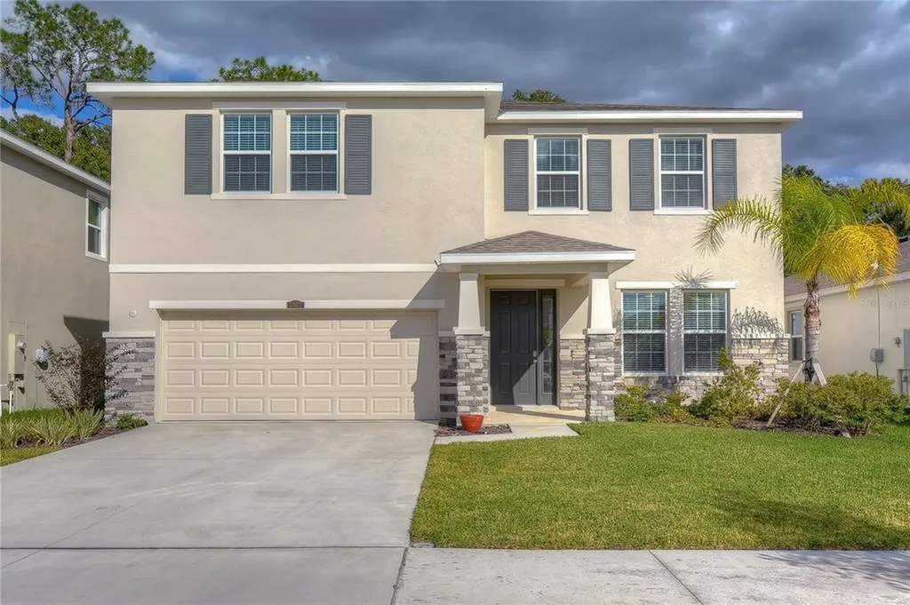33027 Sand Creek Drive Wesley Chapel FL 33543