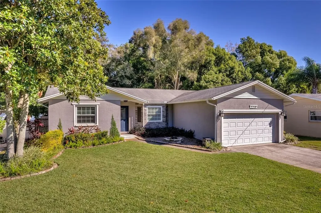 2219 Manor Court Clearwater FL 33763