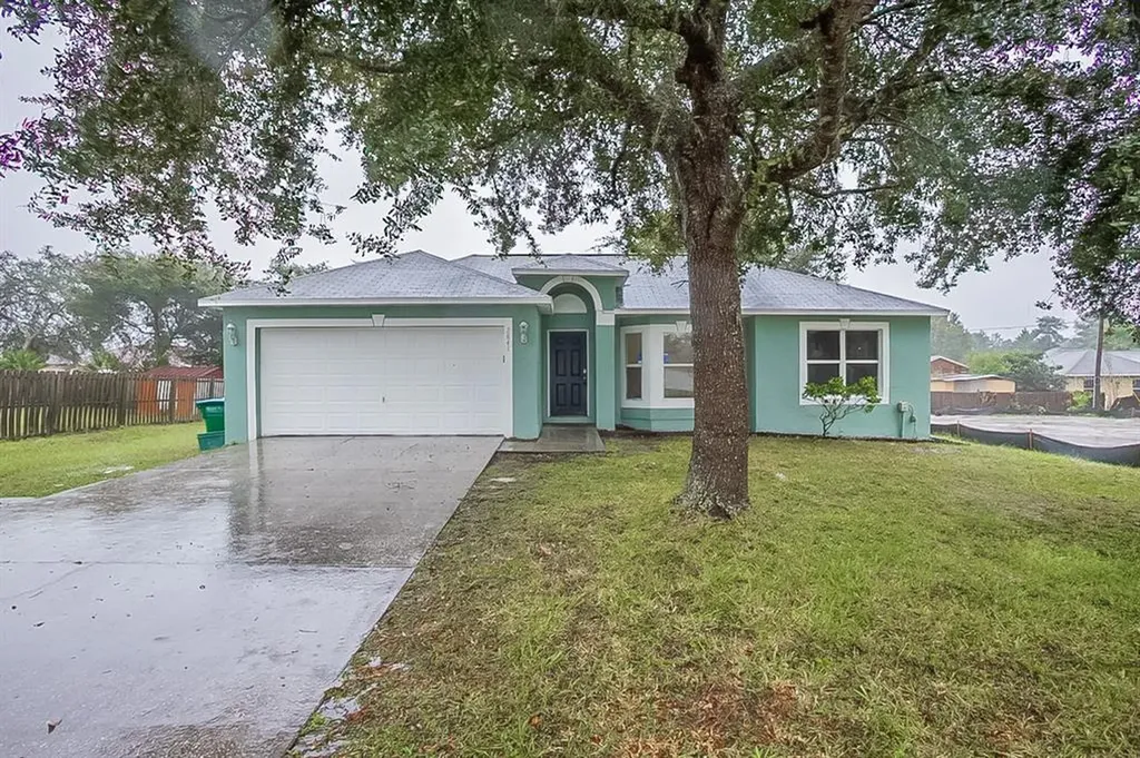 2841 Haulover Boulevard Deltona FL 32738