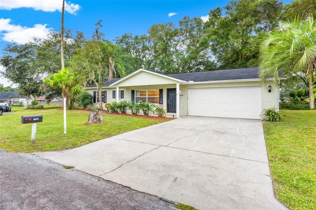 8407 Saint Giles Court Zephyrhills FL 33541