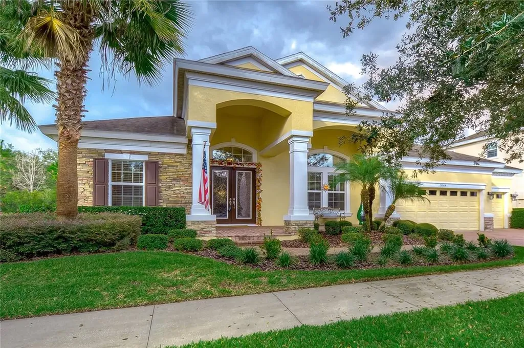 15504 Mossy Ridge Lane Lithia FL 33547