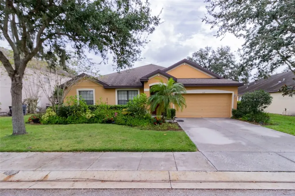 337 Oak Landing Drive Mulberry FL 33860