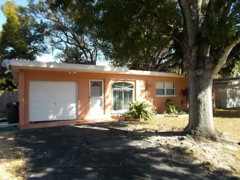 7313 51st Avenue N St Petersburg FL 33709
