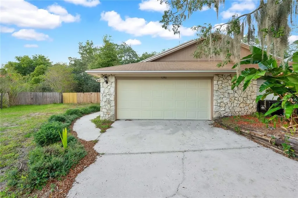 5290 Indian Laurel Court Orlando FL 32808