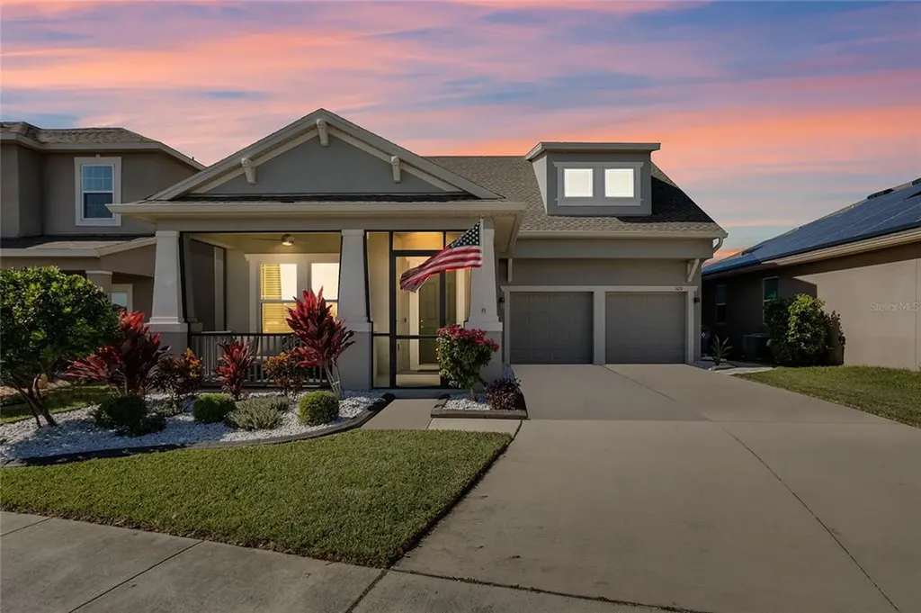 529 Blue Cypress Drive Groveland FL 34736