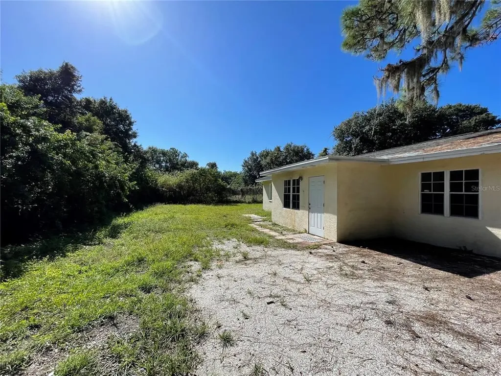 2260 22nd Street Sarasota FL 34234