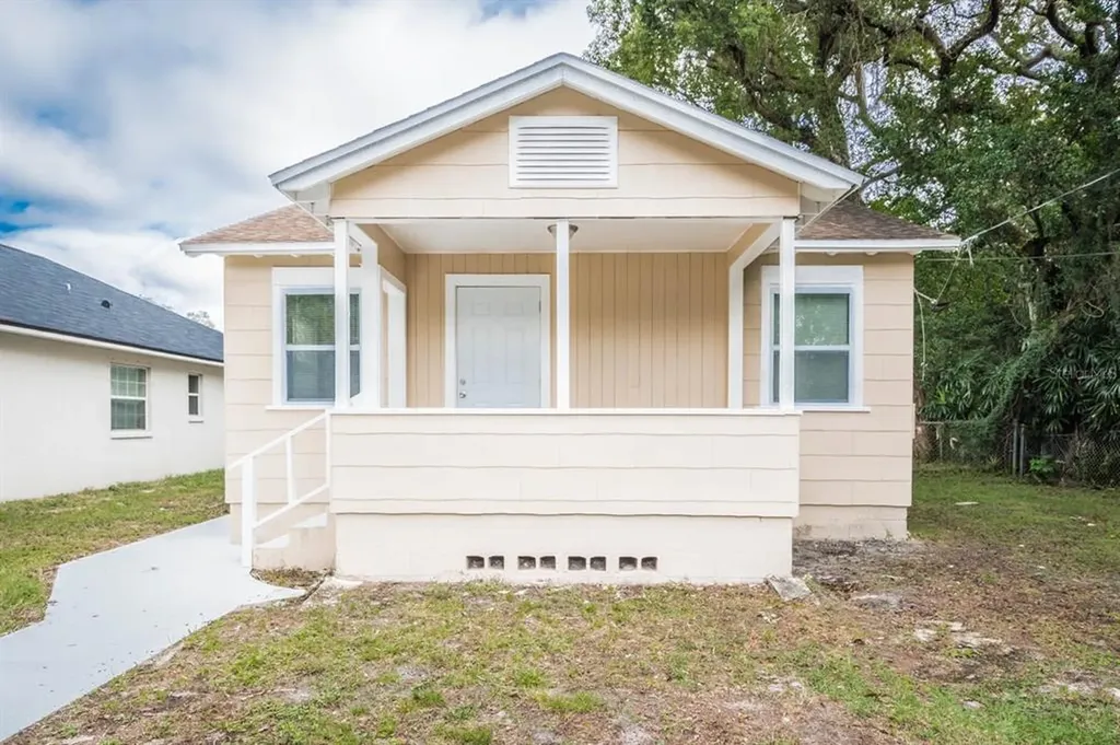 8505 N Ola Avenue Tampa FL 33604