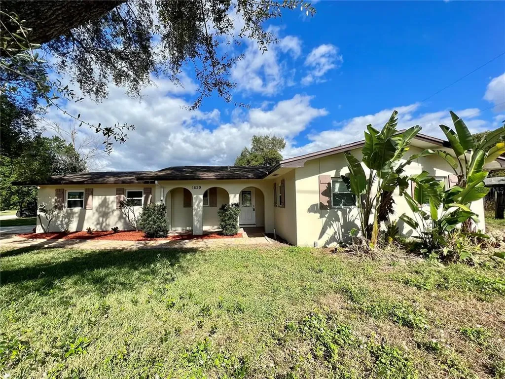 1629 Tarrytown Avenue Deltona FL 32725