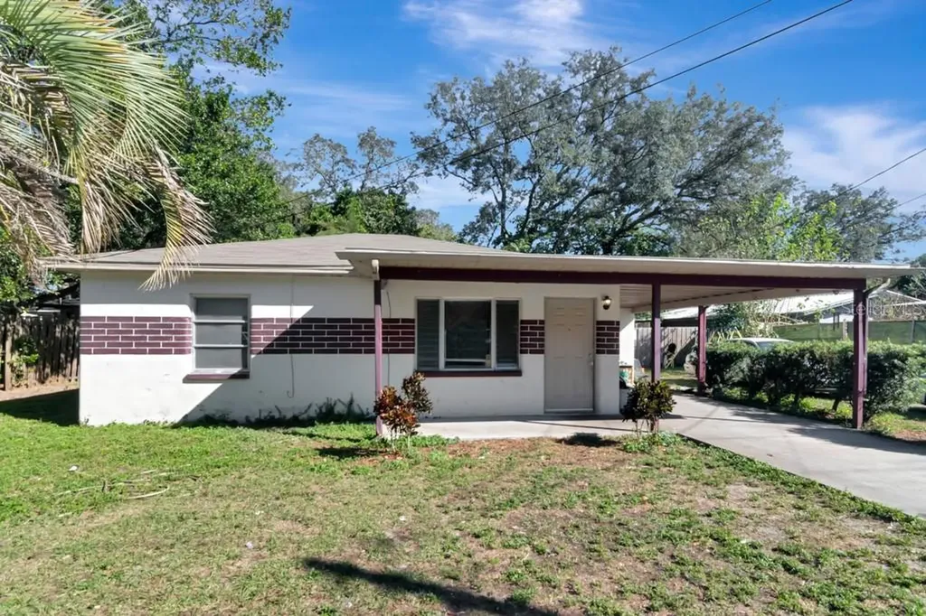10807 N Annette Avenue Tampa FL 33612