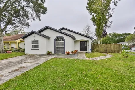 7915 George Washington Lane Tampa FL 33637
