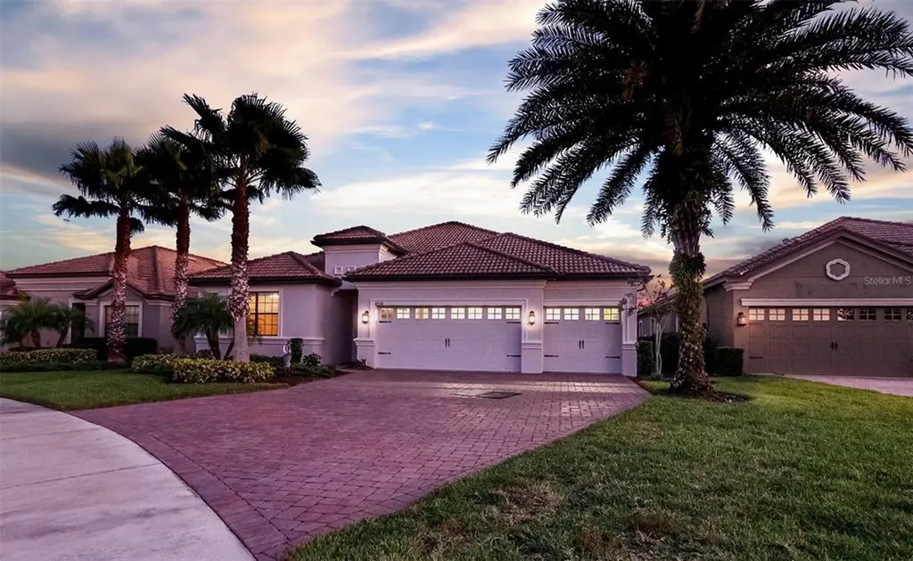 8968 Dove Valley Way Davenport FL 33896