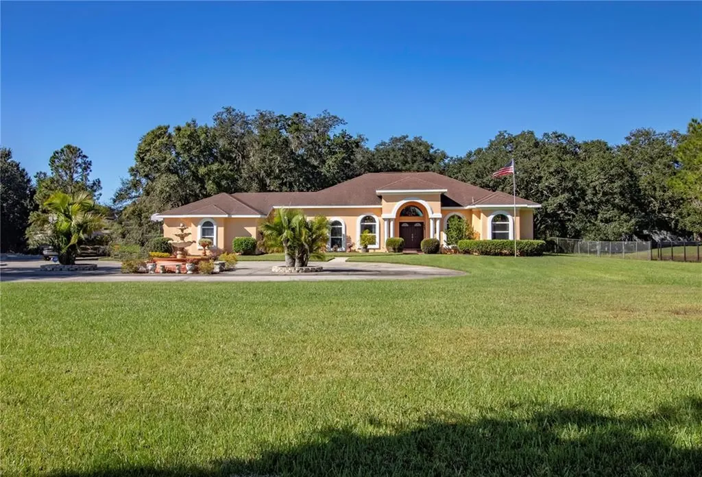 1084 Cowart Road Plant City FL 33567