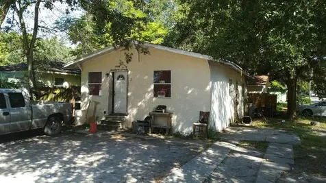 1514 E North Bay Street Tampa FL 33610