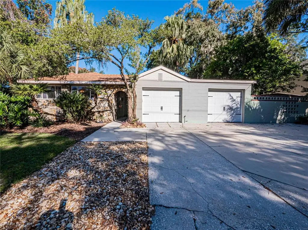319 W Beacon Road Lakeland FL 33803
