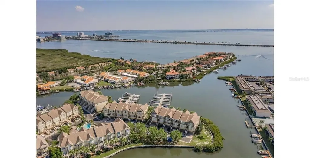 4321 Spinnaker Cove Lane Tampa FL 33615