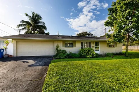120 94th Avenue NE St Petersburg FL 33702