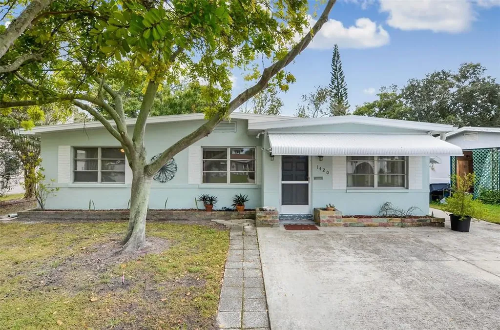 1420 57th Avenue N St Petersburg FL 33703