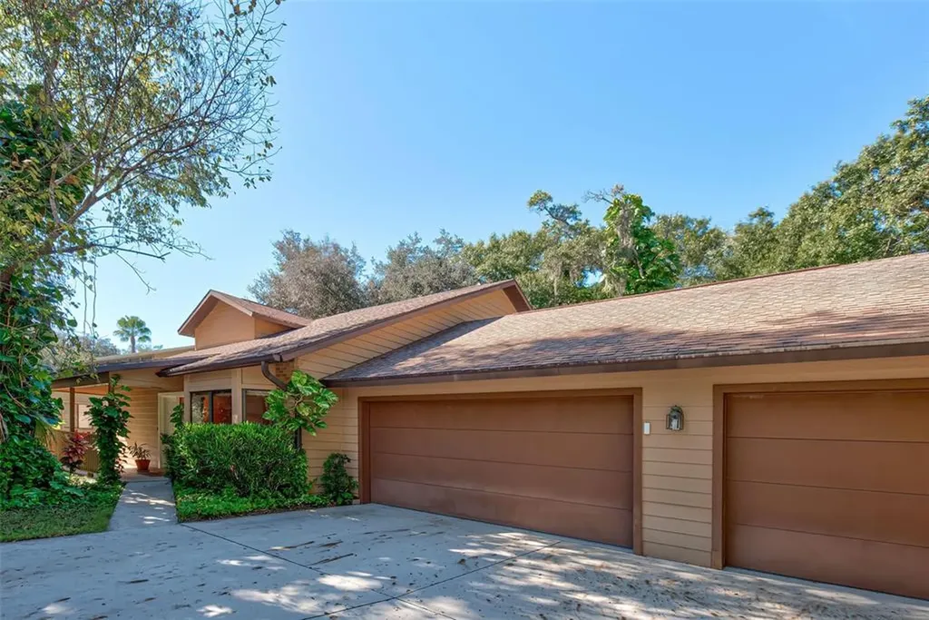 1075 Greystone Lane Sarasota FL 34232