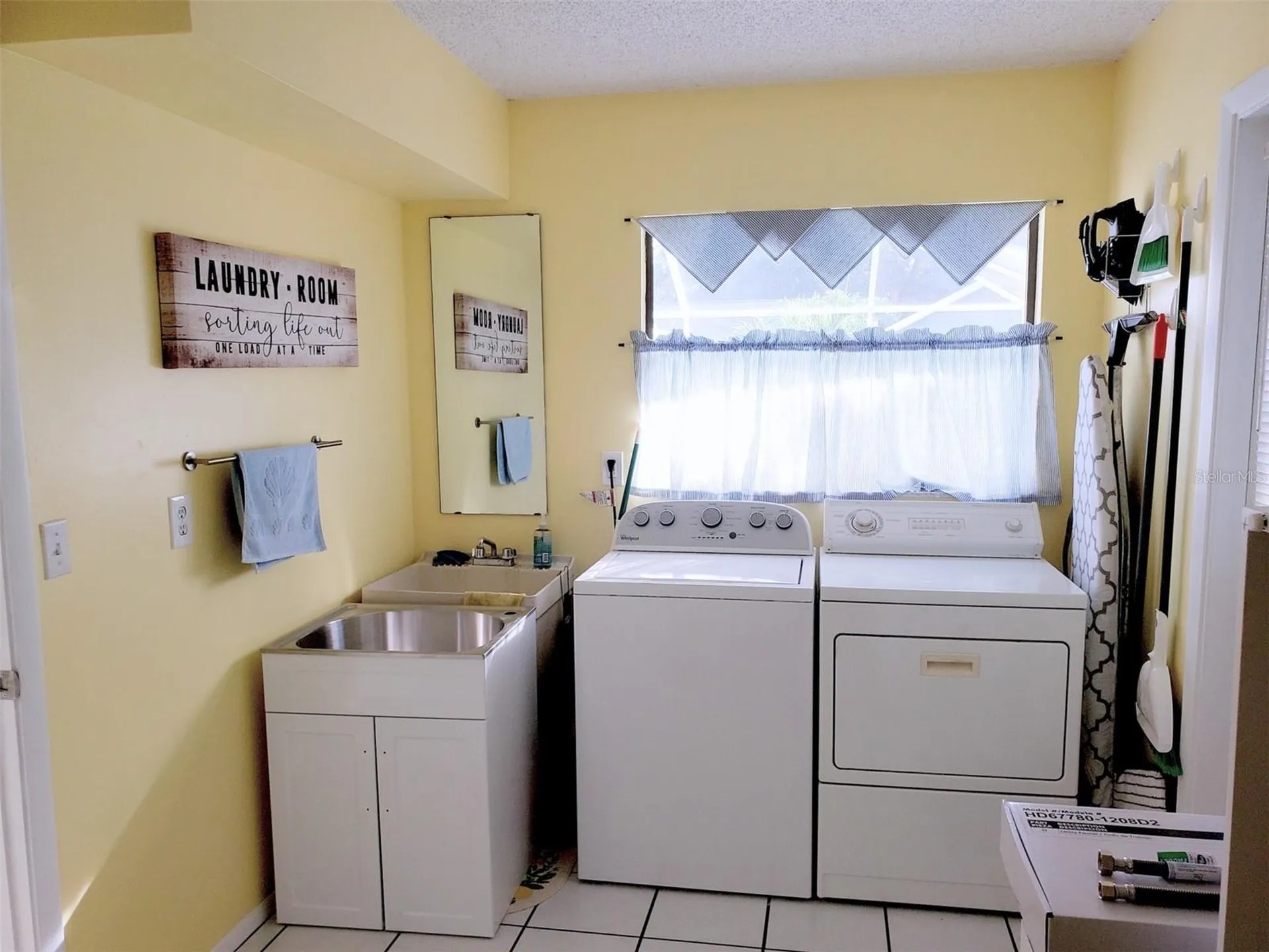 2203 43rd Street W Bradenton FL 34209