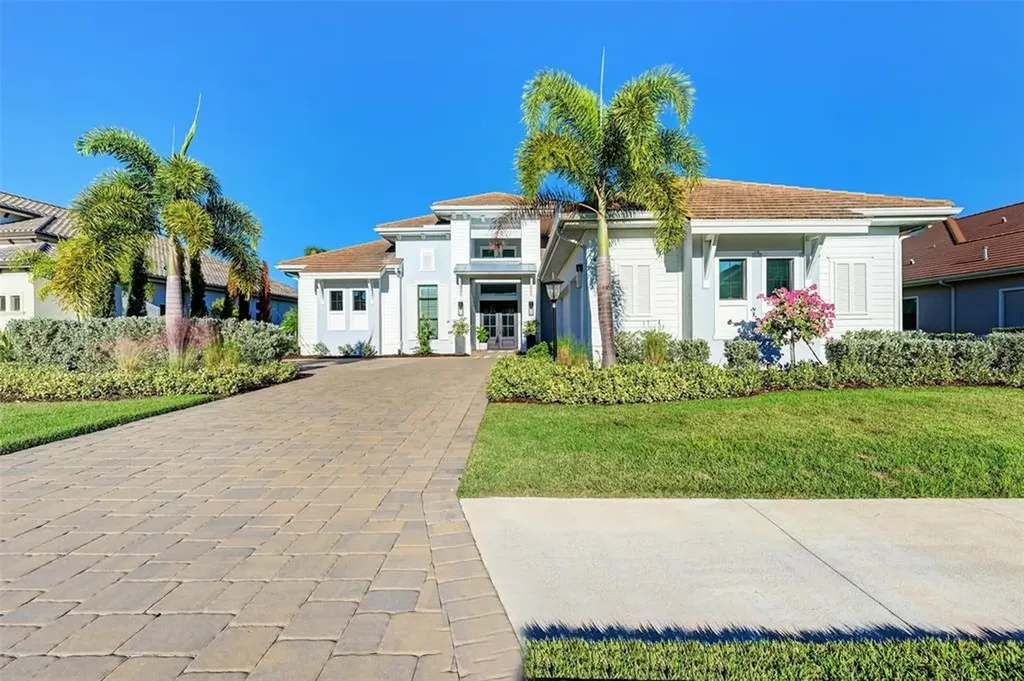 4925 Benito Court Bradenton FL 34211
