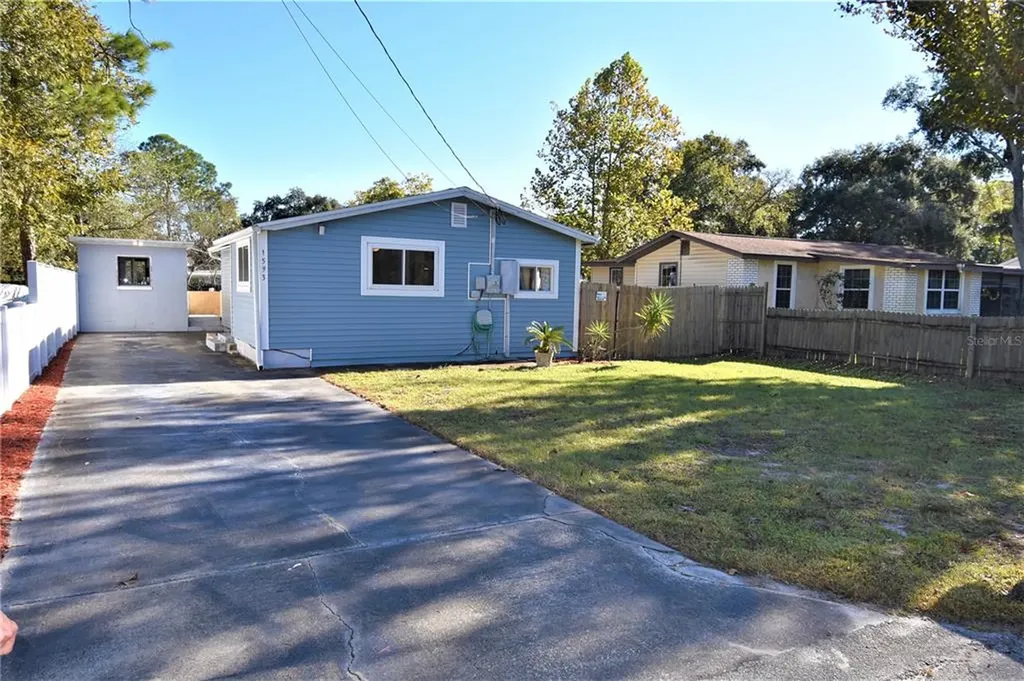 1593 Selma Avenue Daytona Beach FL 32117