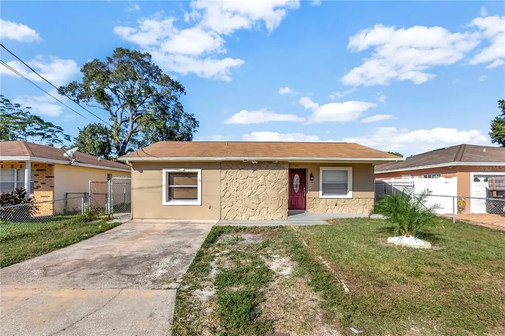 3107 W Crest Avenue Tampa FL 33614