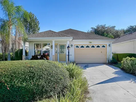 25106 Cranes Roost Circle Leesburg FL 34748