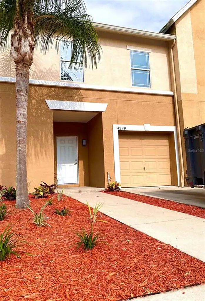4315 Tyler Circle N St Petersburg FL 33709