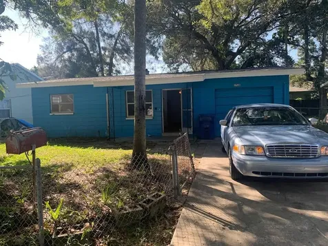 3728 20th Avenue S St Petersburg FL 33711