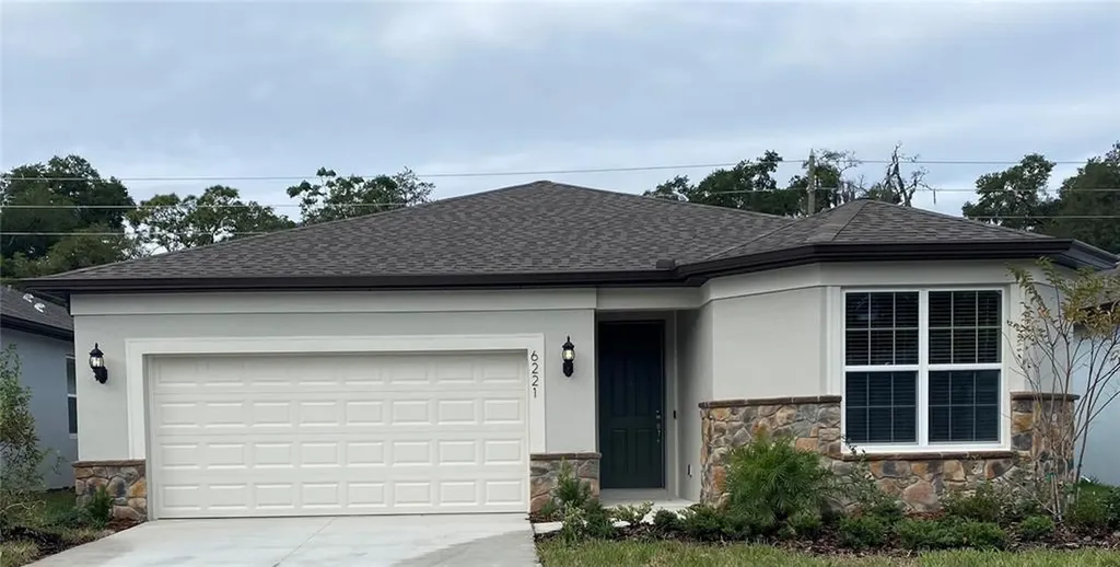 6221 Bradford Woods Drive Zephyrhills FL 33542
