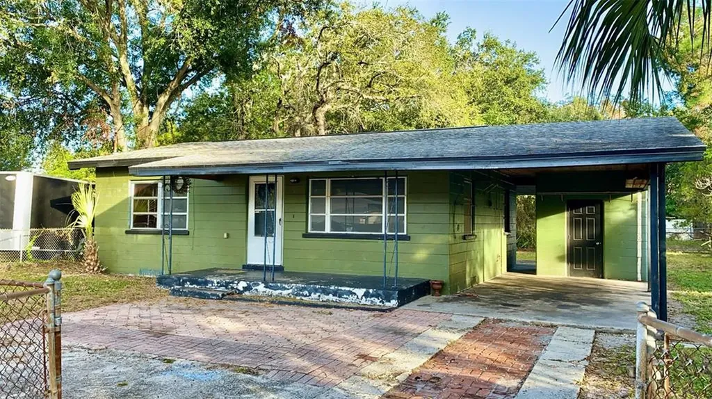 3815 W Elmwood Terrace Tampa FL 33616